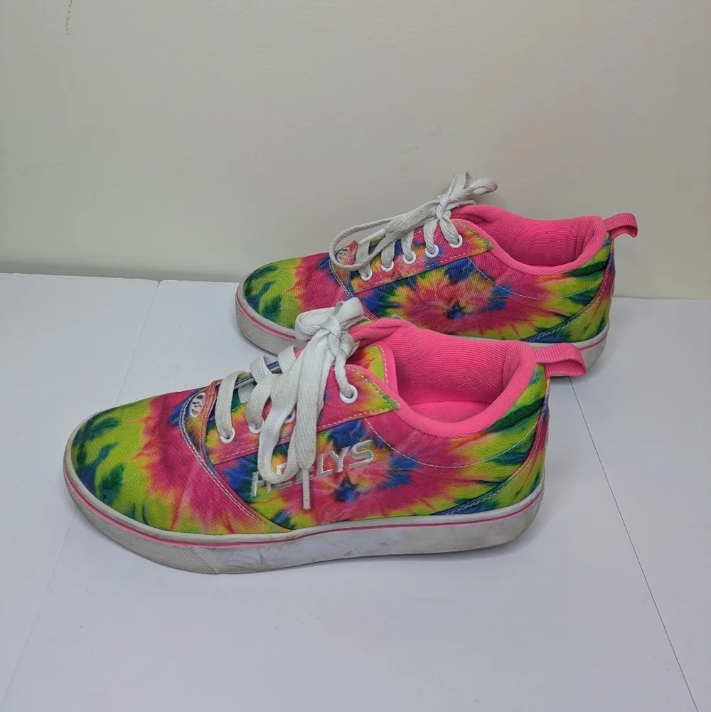 Heelys Tie Dye Sneaker 6 Youth
